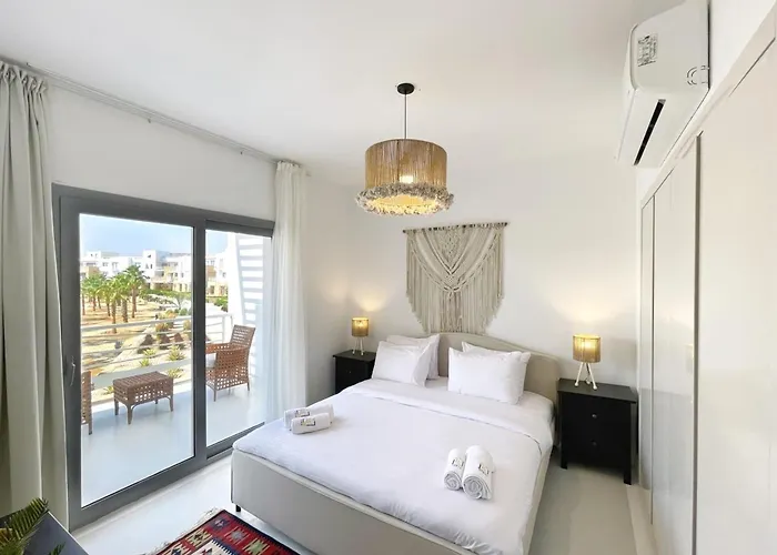 Charming & Beautifully Styled 3bdr Swan Gouna